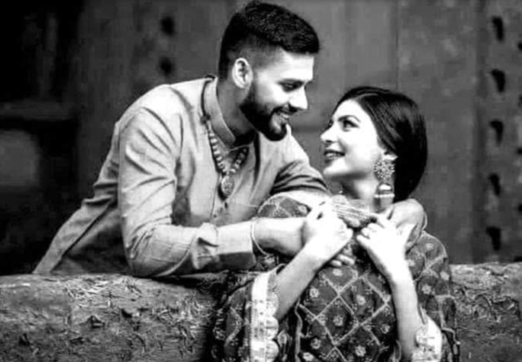 आ मैं तुझसे शरारत कर लूं